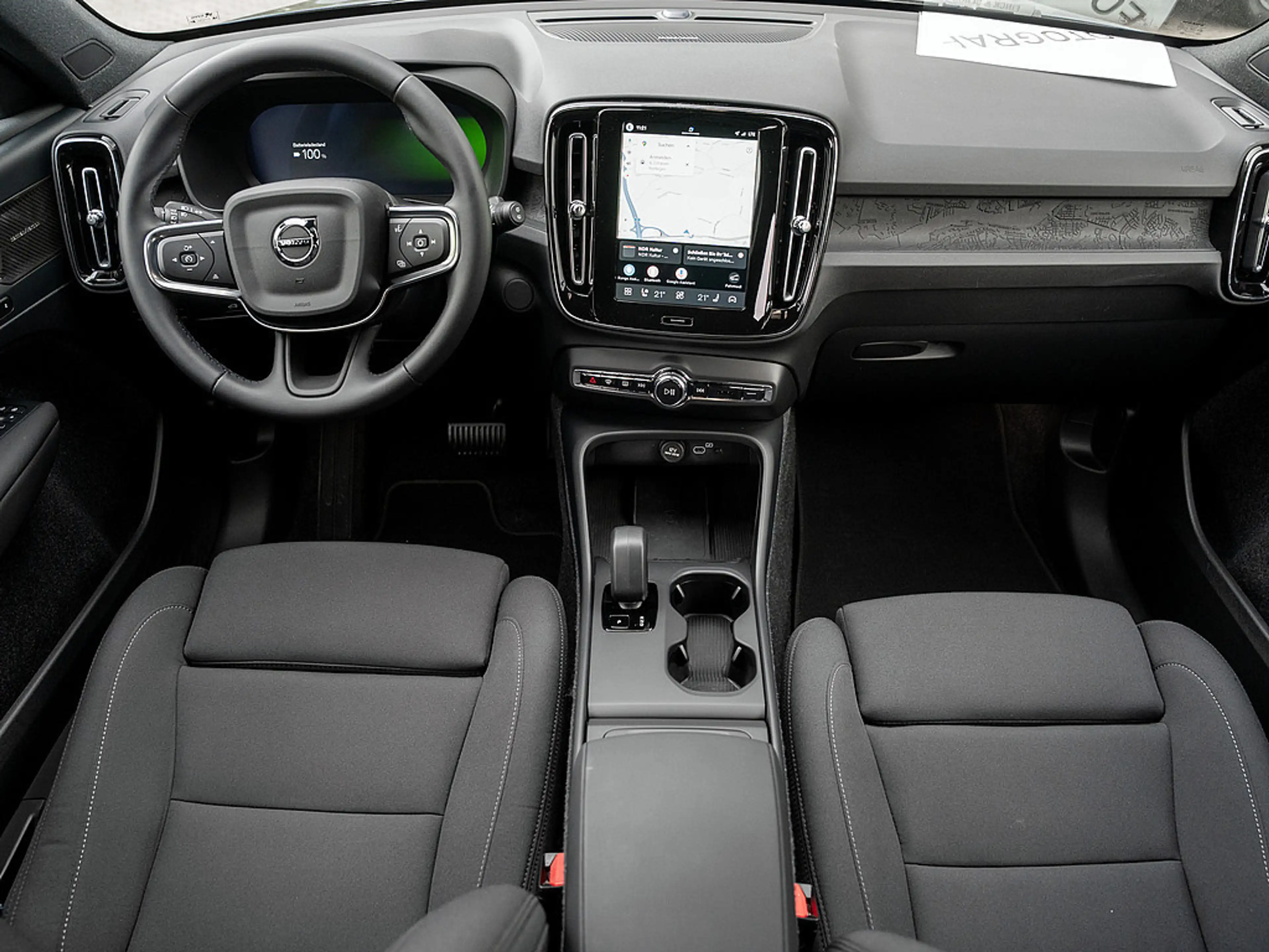 Volvo EX40 Twin Motor Plus Black Edition 360° ACC — photo 8