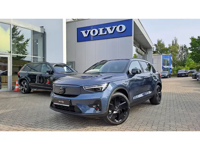Volvo EX40 Twin Motor Plus Black Edition 360° ACC