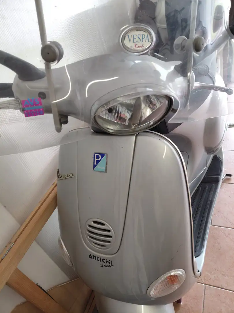 Vespa 150 Plateado - 2