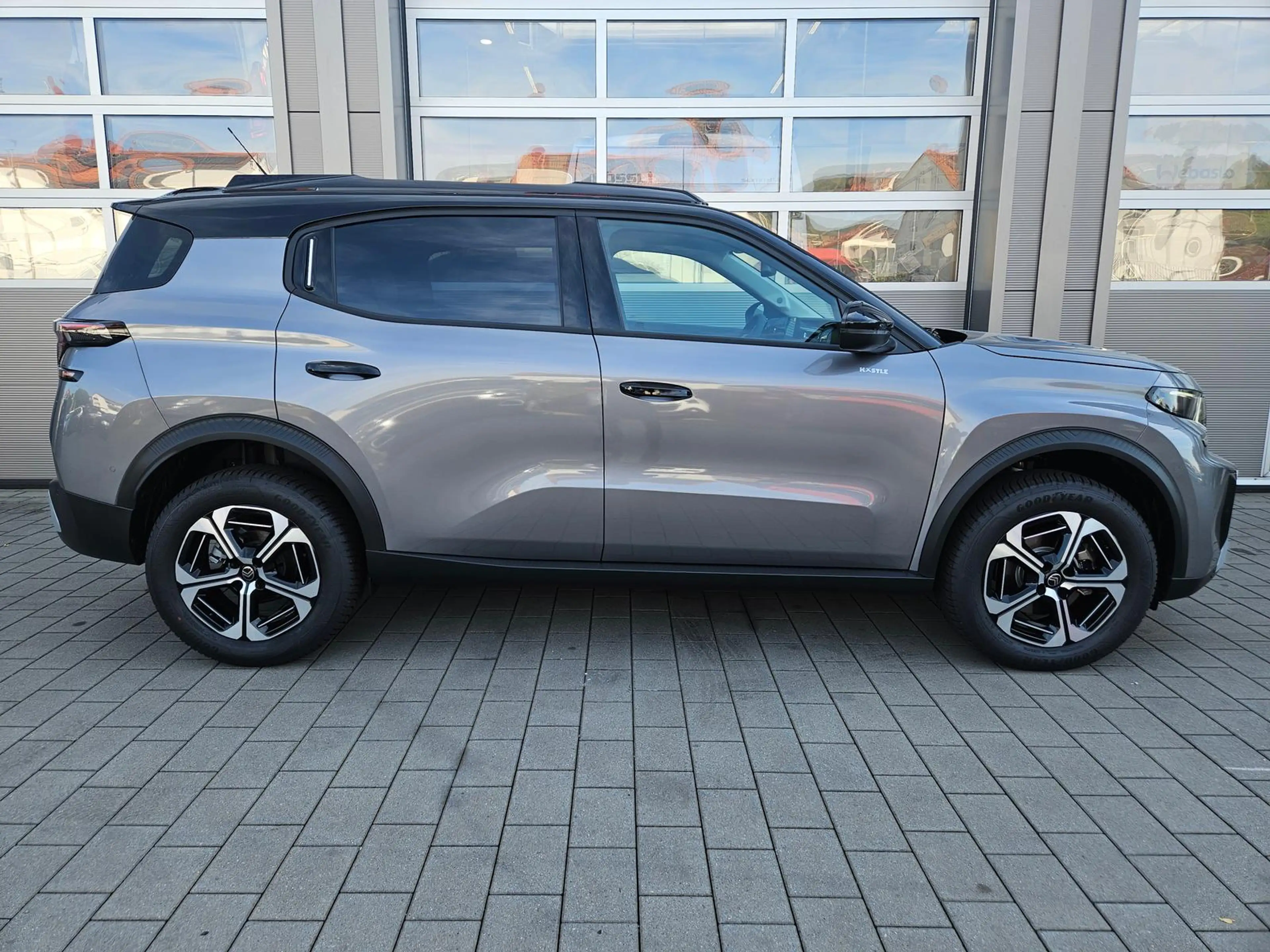 Citroen C3 Aircross Hybrid 145 MAX *Winter-Paket*RFK*NAVI*CarPlay* — photo 3