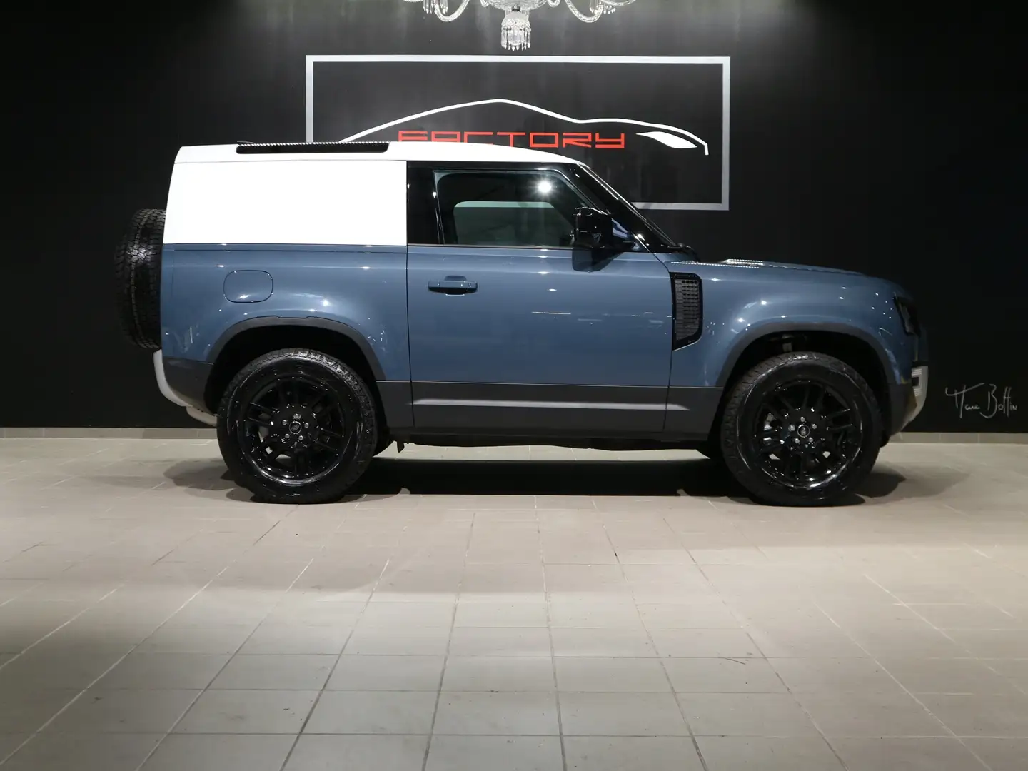 Land Rover Defender 90 3.0 D200 HARD TOP Blau - 2