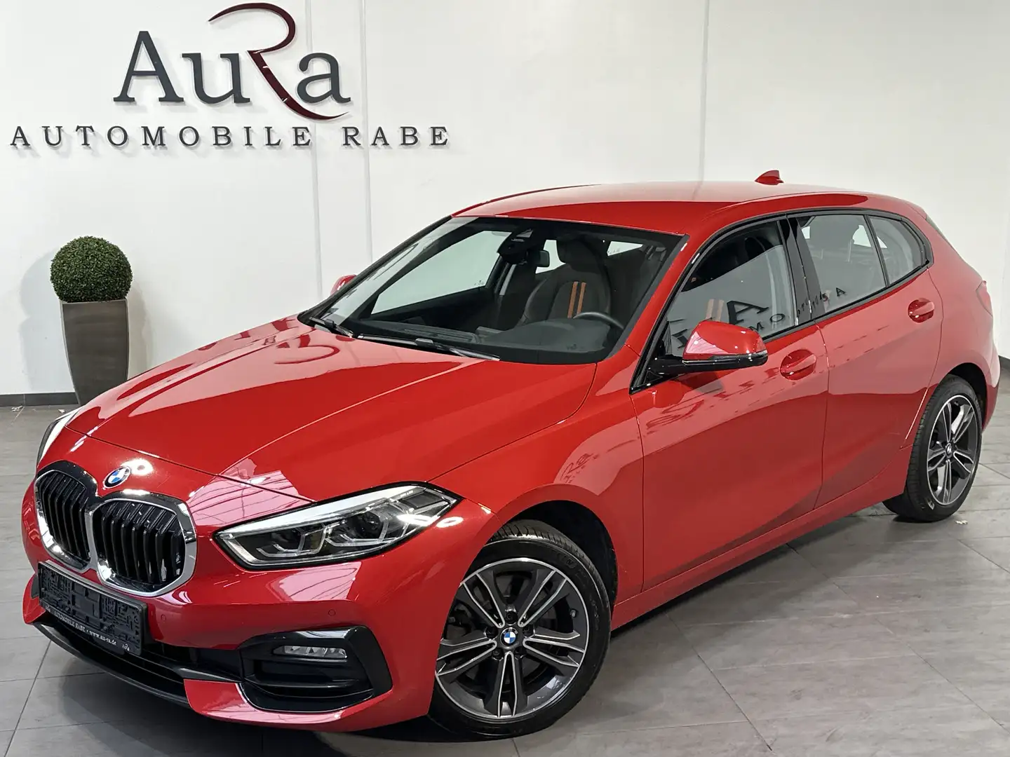 BMW 120 xDrive Aut. Sport-Line NAV+LED+PDC+SHZ+17ZO Roşu - 1