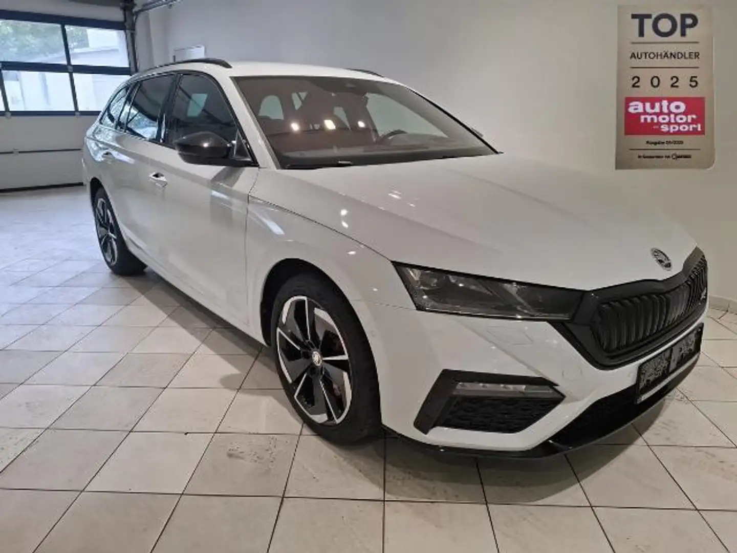 Skoda Octavia Combi 1.4 TSI RS iV AHK HeadUp Garantie Weiß - 1