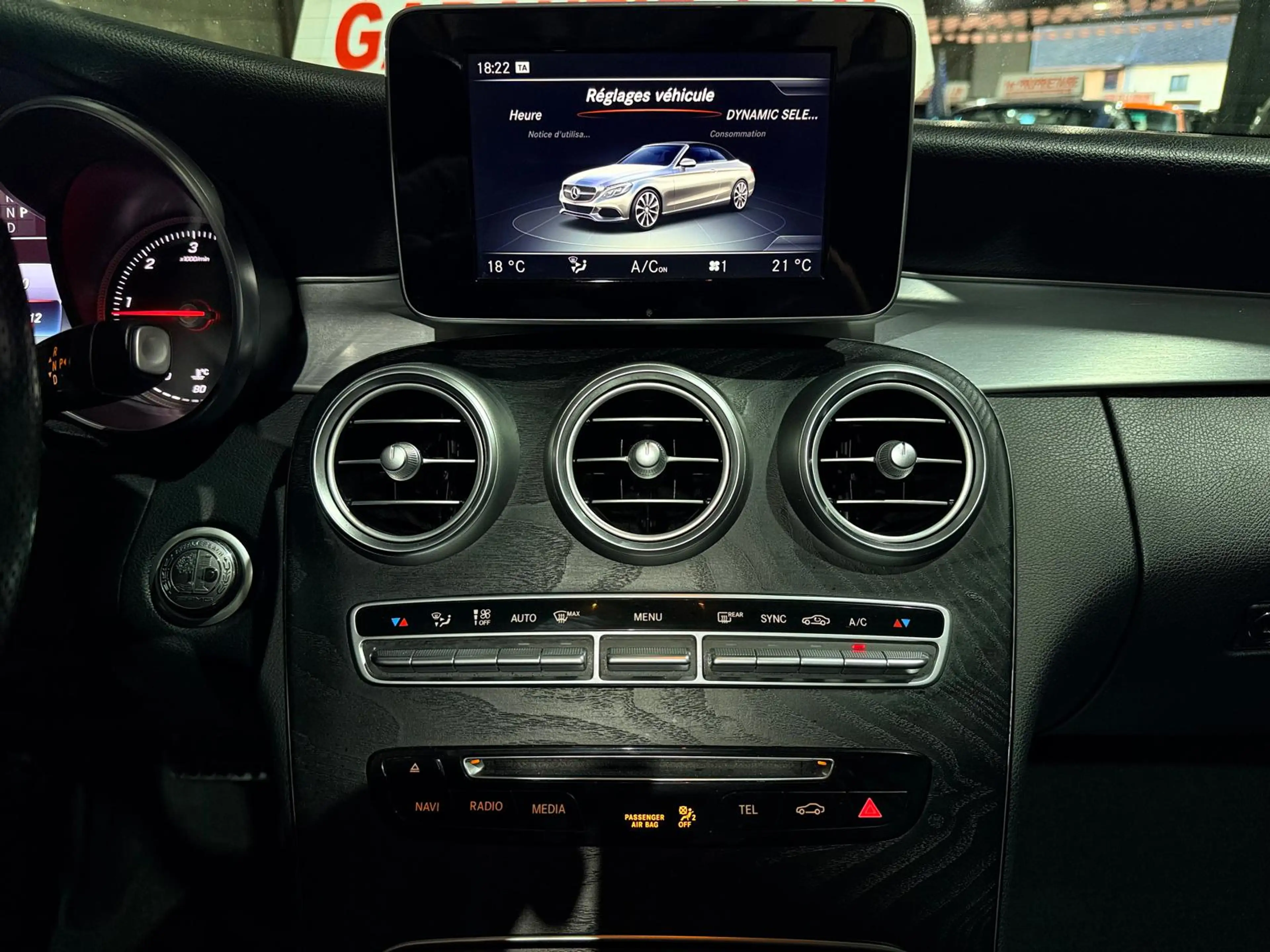 Mercedes-Benz C 220 Cabriolet C 220d Gtronic AMG Cuir GPS LED High performance — photo 36