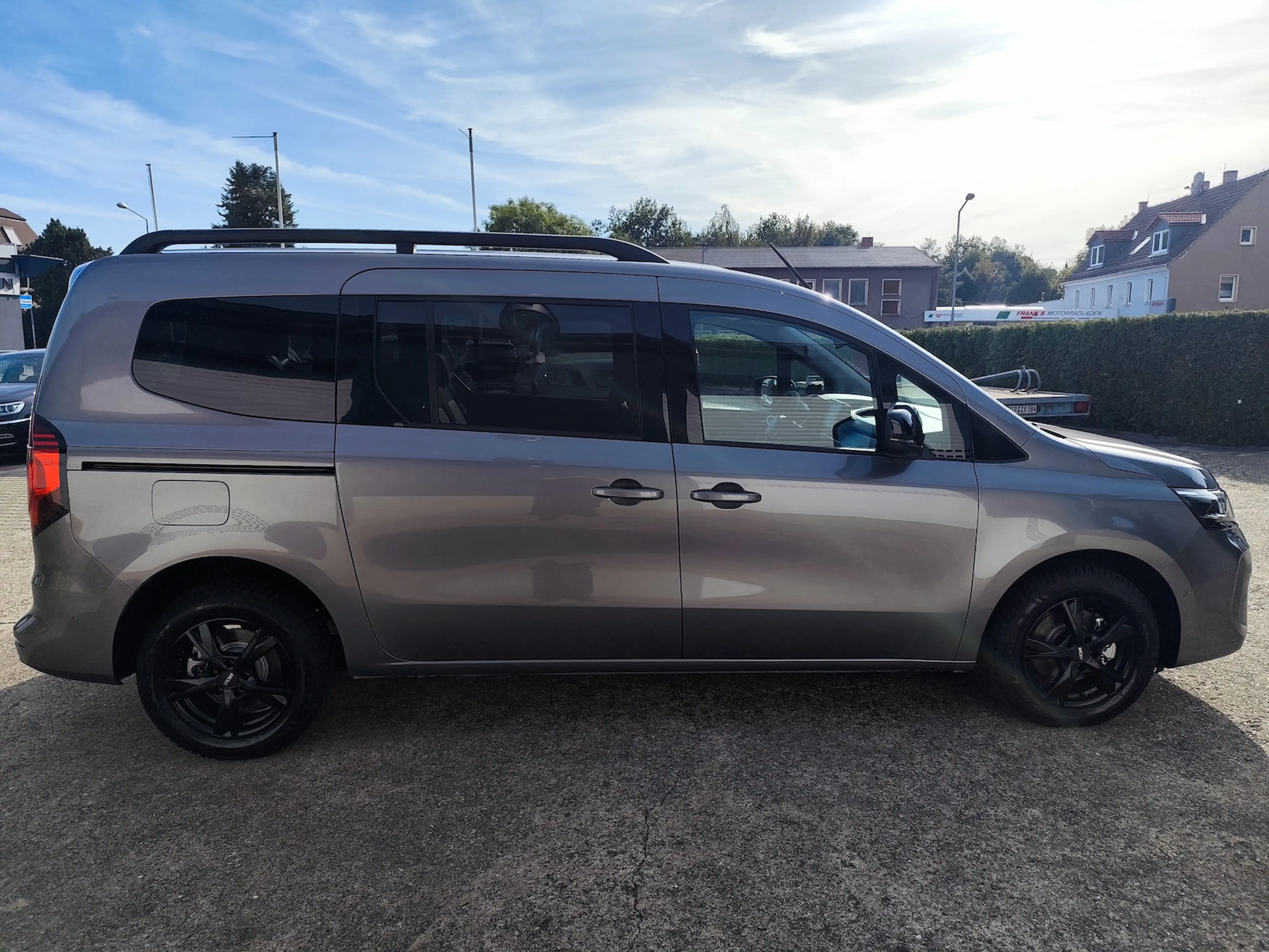 Nissan Townstar L2 Tekna AT 7 Sitzer Navi Cam SHZ — photo 6