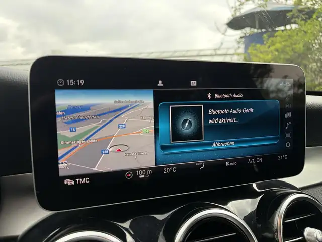 Mercedes-Benz C view 11