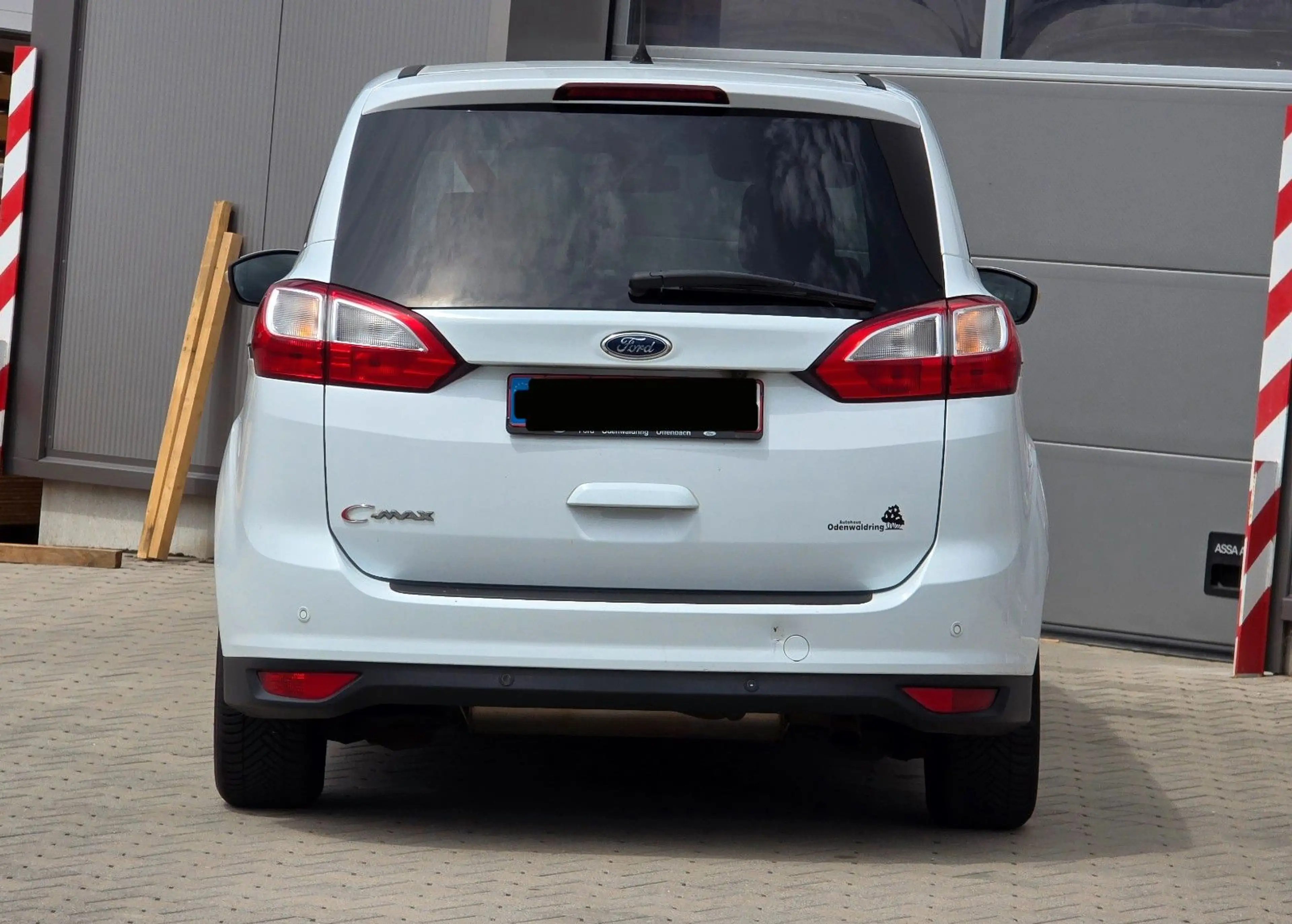 Ford Grand C-Max Grand C-MAX Titanium Aut Navi Klima Shzg — photo 11