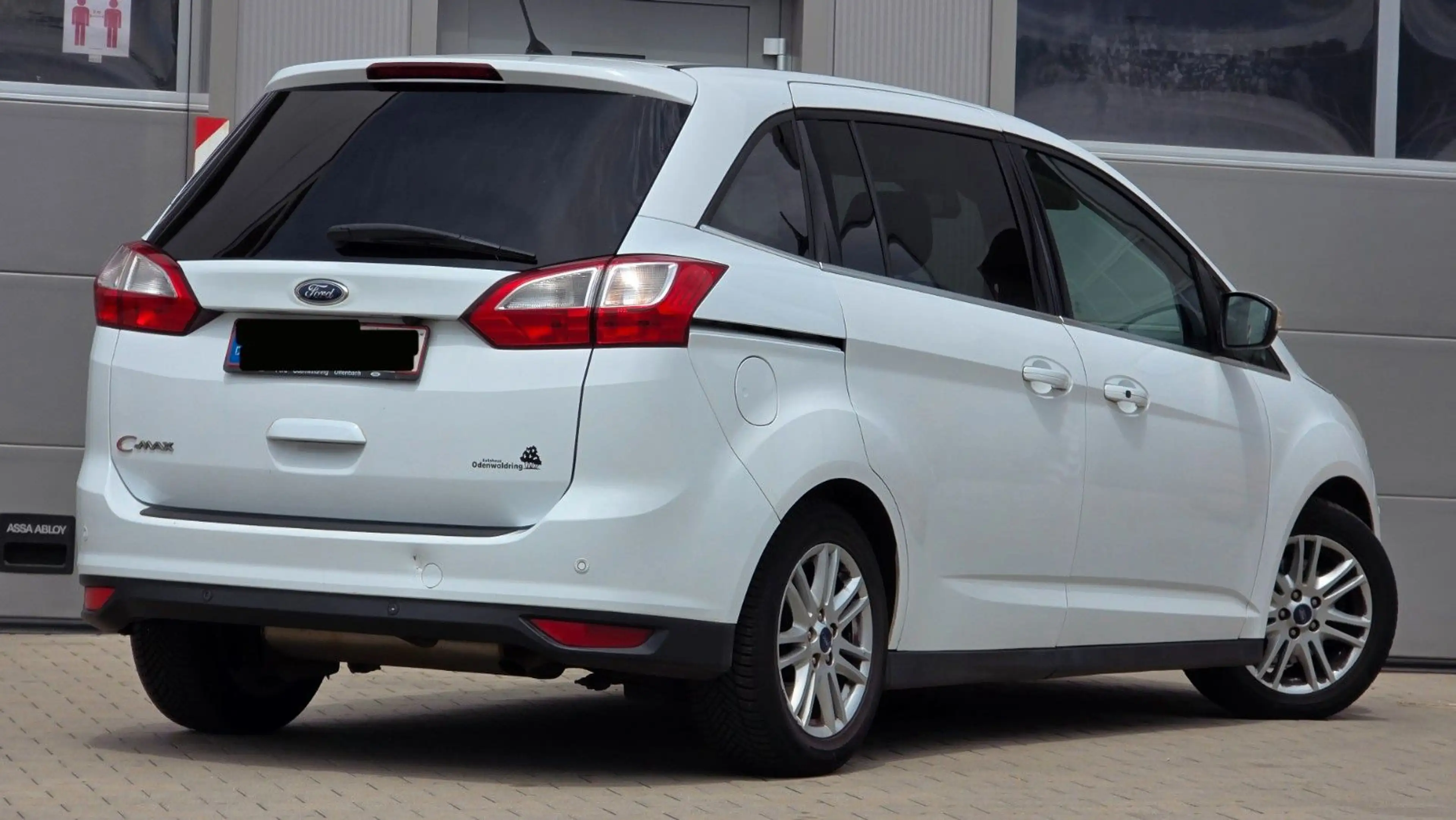 Ford Grand C-Max Grand C-MAX Titanium Aut Navi Klima Shzg — photo 13