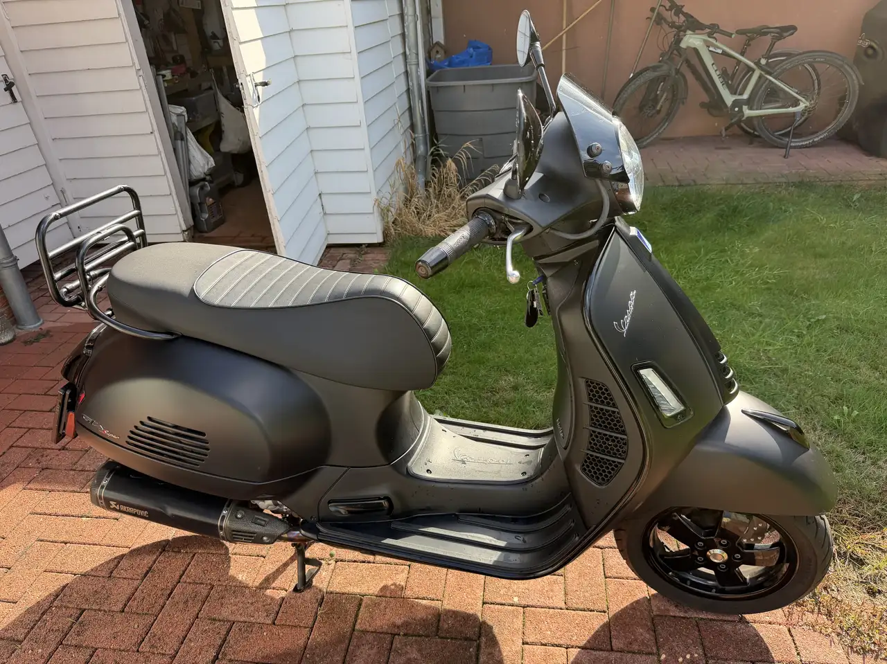 Vespa GTS Super 300