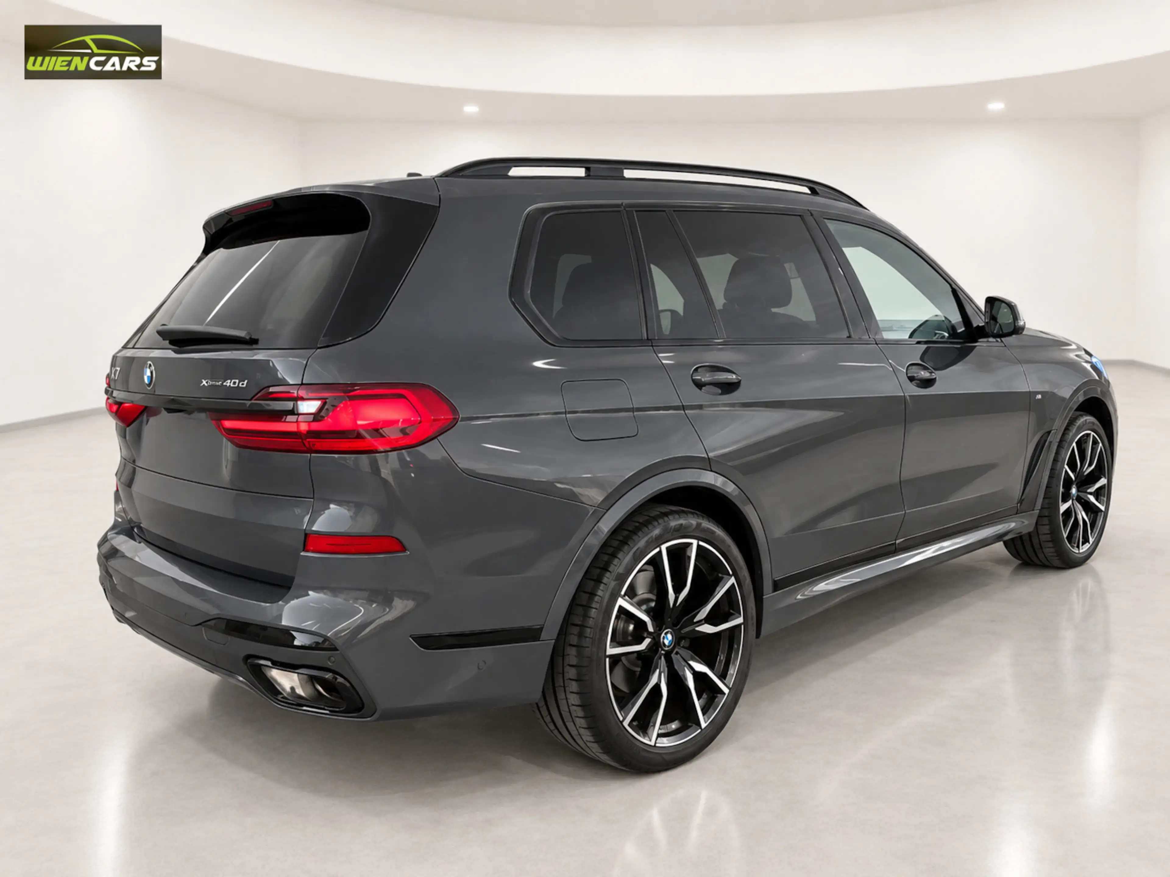 BMW X7 xDrive40d Aut*M-SPORT*LASER*SKYLOUNGE*AHK*B&W*SOFT — photo 2