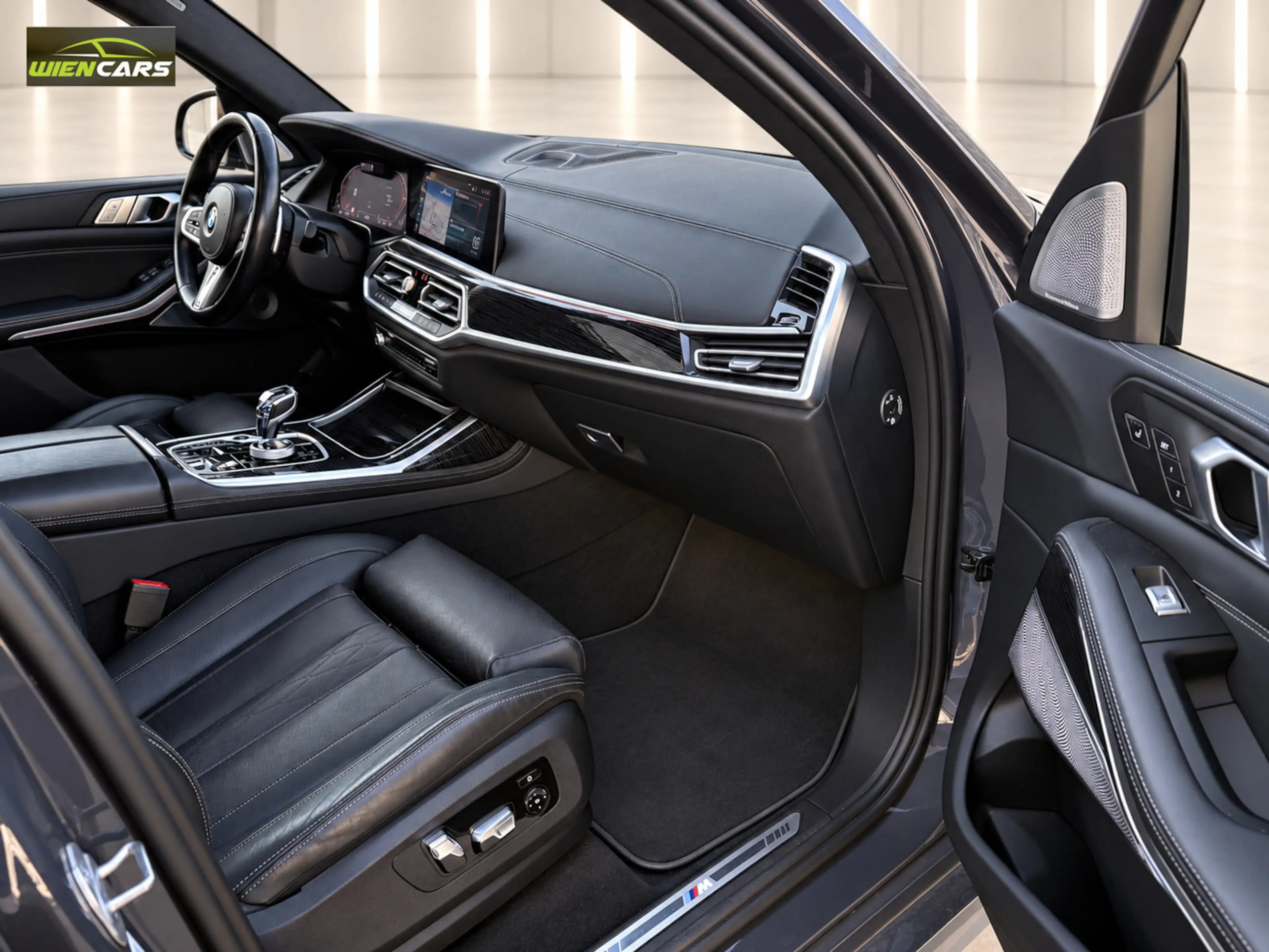 BMW X7 xDrive40d Aut*M-SPORT*LASER*SKYLOUNGE*AHK*B&W*SOFT — photo 7