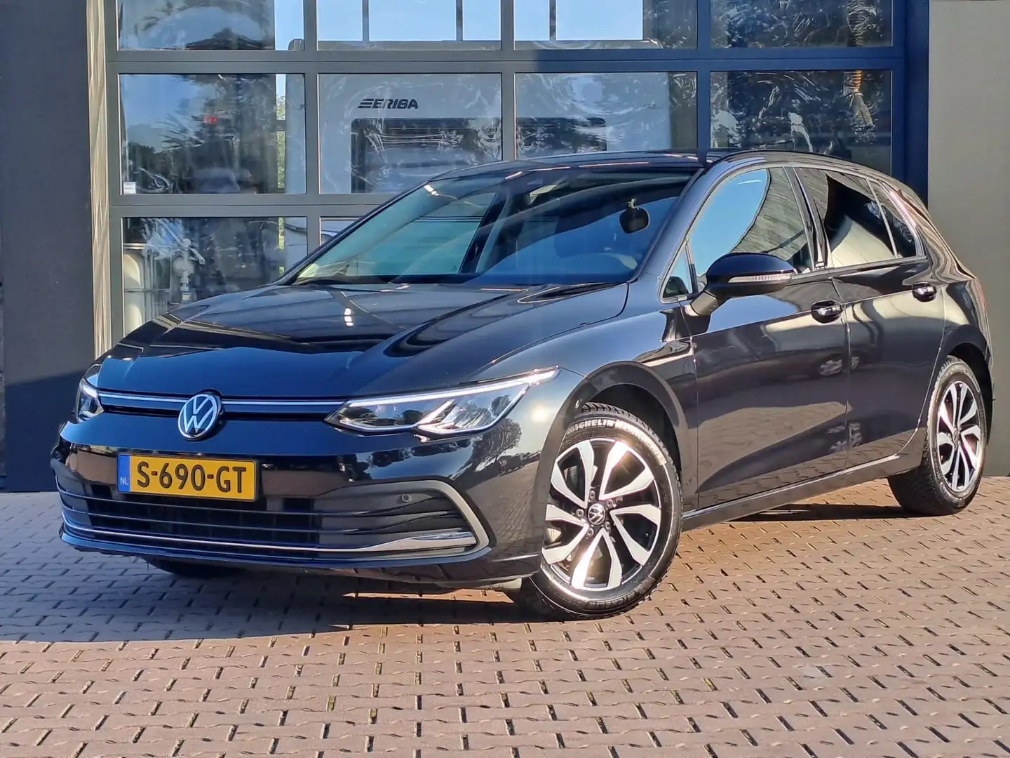 Volkswagen Golf 1.5 eTSI R-Line Business+ | LED | Trekhaak | All-s Black - 1