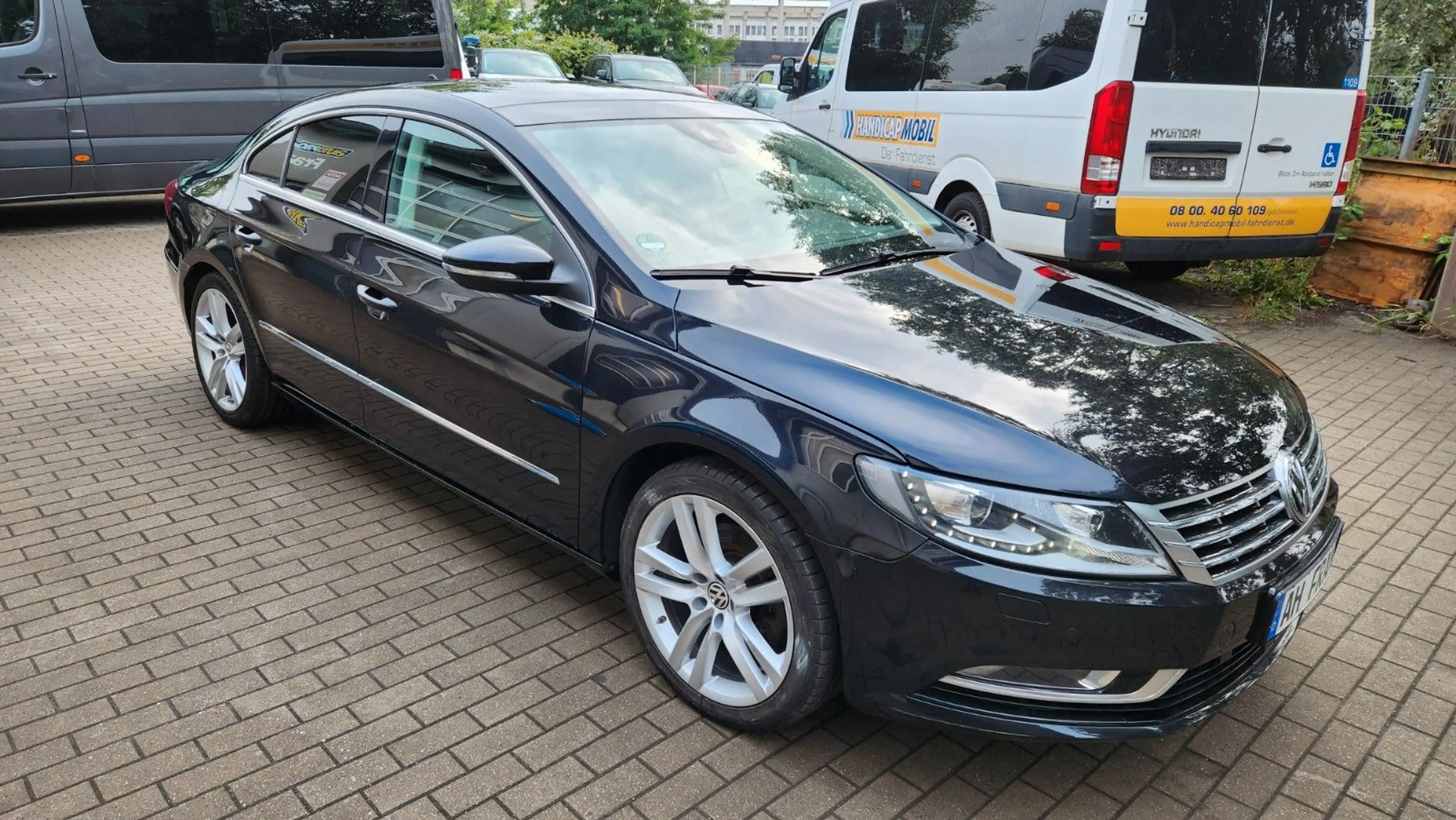 Volkswagen CC *Automatik*Leder*Rückfahrkamera*Bi-Xenon — photo 7