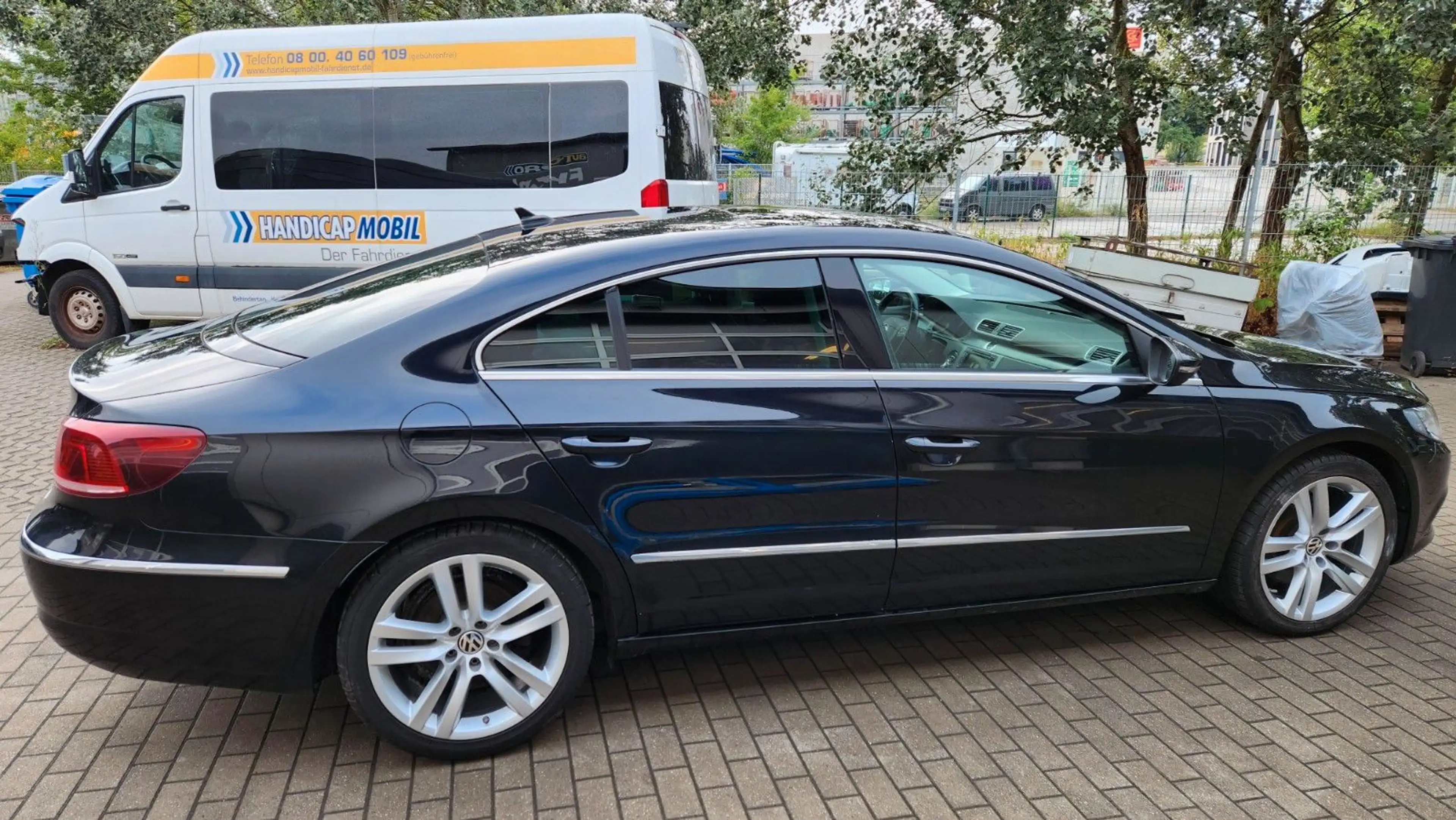 Volkswagen CC *Automatik*Leder*Rückfahrkamera*Bi-Xenon — photo 6