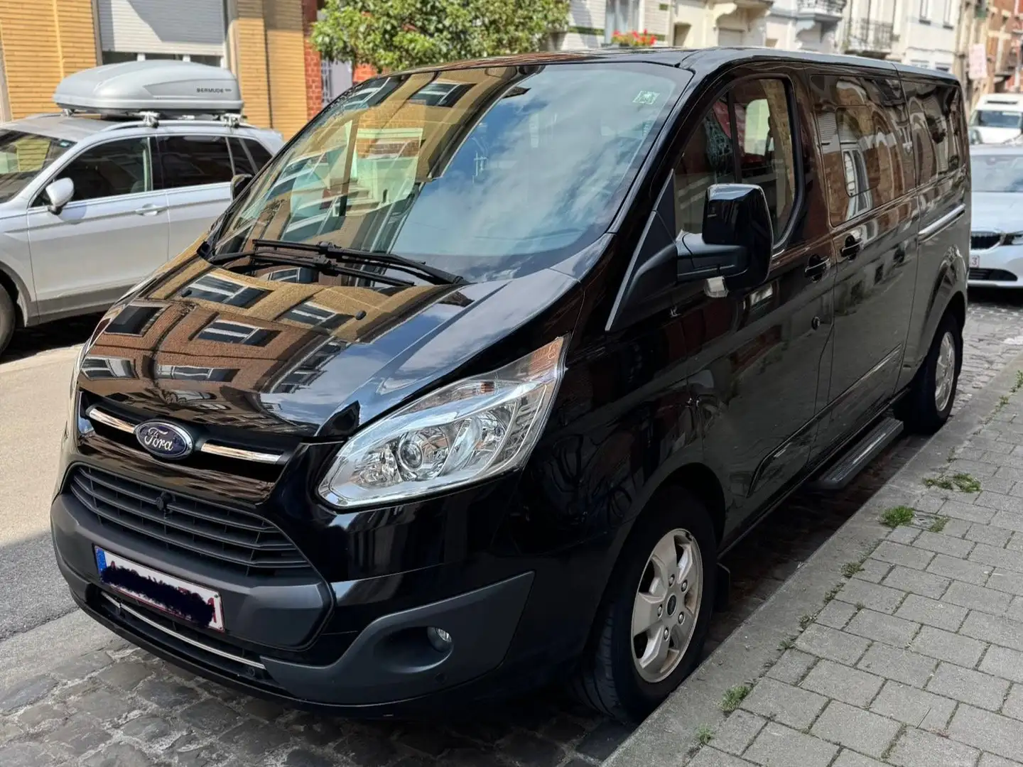 Ford Tourneo Custom 2.0 TDCi L2H2 Titanium Negru - 1