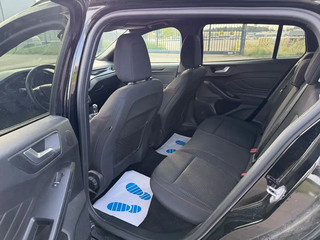 Ford Focus Turnier ST-Line | Panorama | B&O Sound Bild 11
