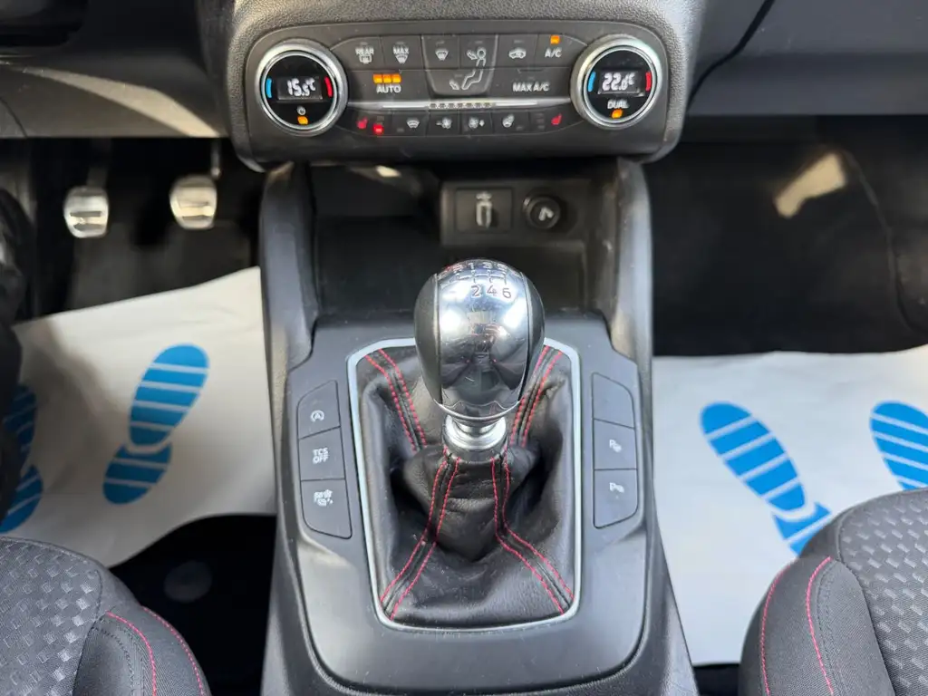 Ford Focus Turnier ST-Line | Panorama | B&O Sound Bild 15