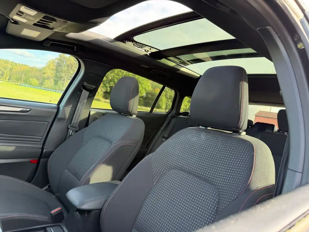 Ford Focus Turnier ST-Line | Panorama | B&O Sound Bild 12
