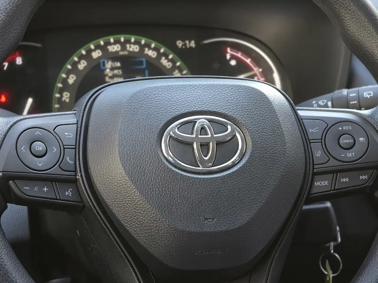 Toyota RAV 4 снимка Toyota RAV 4