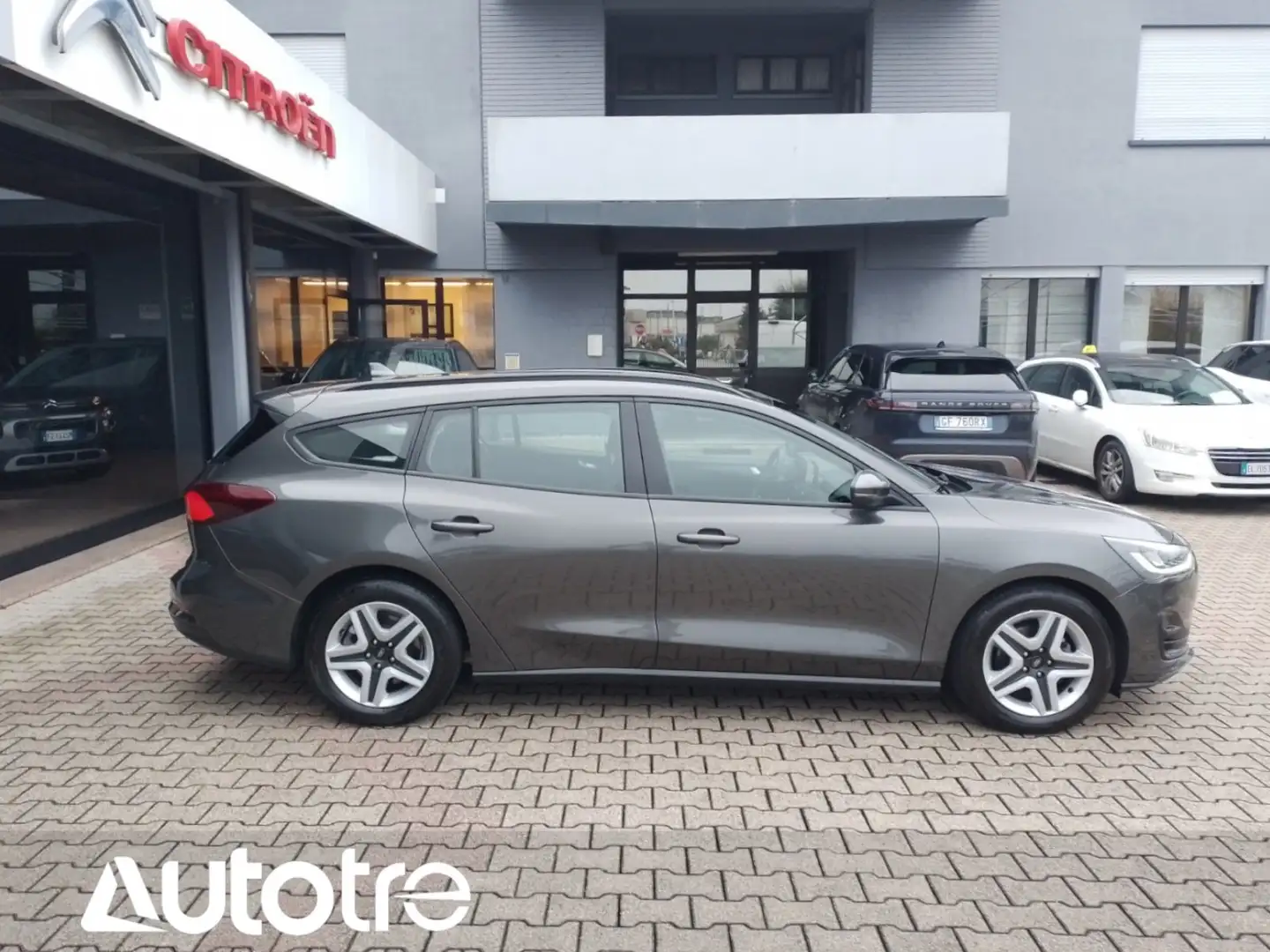 Ford Focus Focus V 2022 SW SW 1.5 ecoblue Business 120cv auto Grigio - 2