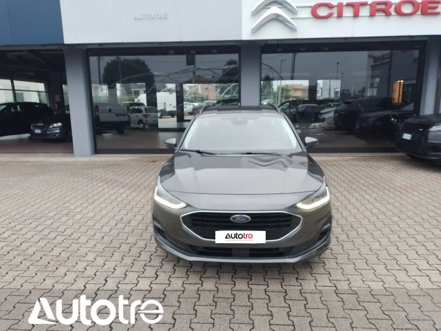 Ford Focus Focus V 2022 SW SW 1.5 ecoblue Business 120cv auto Grigio - 1