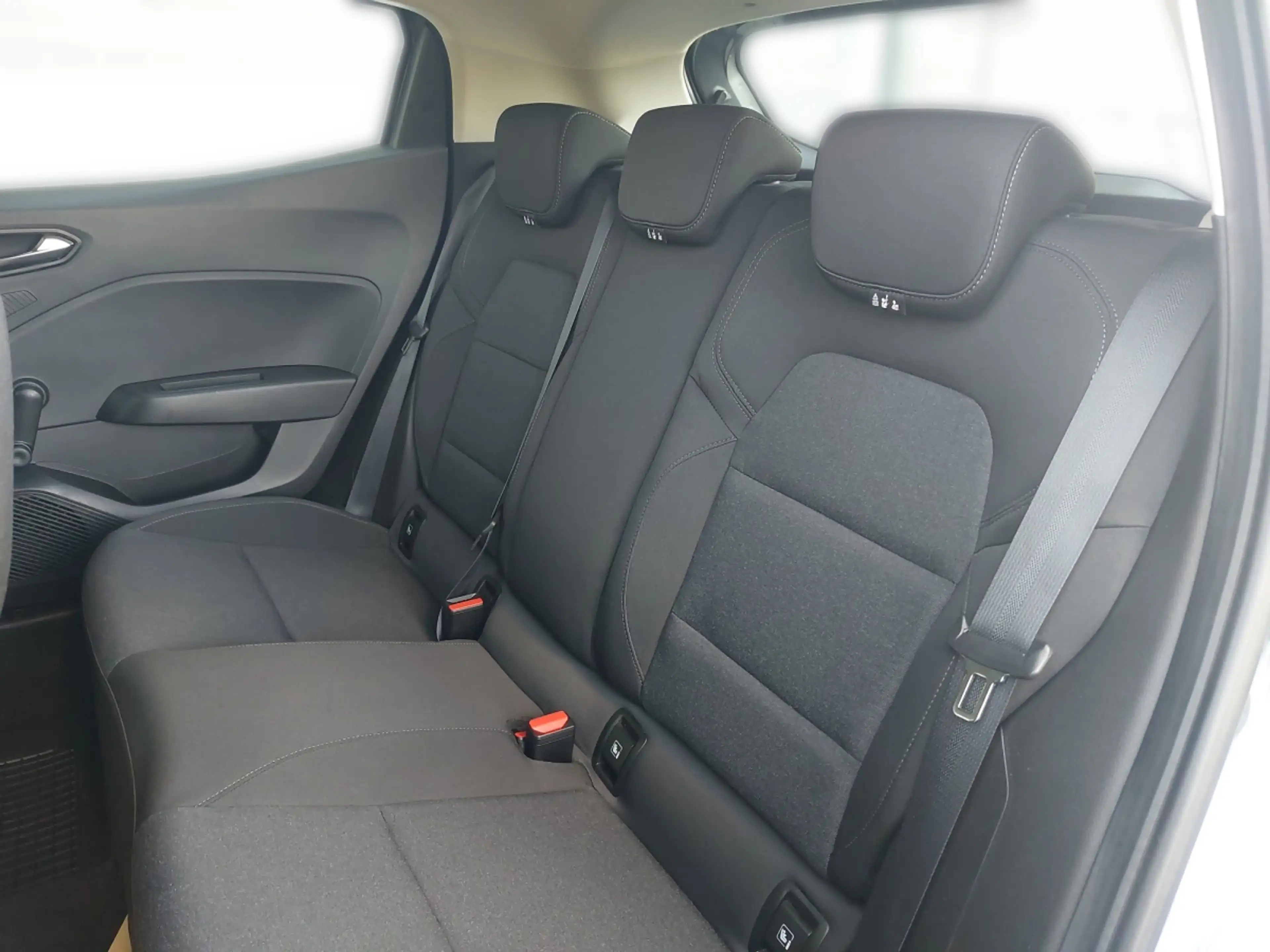 Renault Clio Equilibre Tce 90 — photo 11