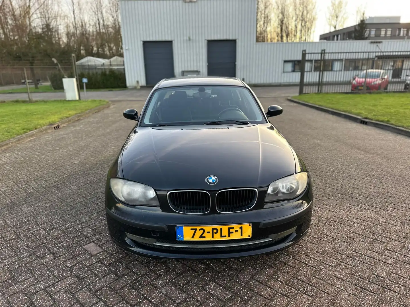 BMW 116 1-serie 116i Business Line/APK TOT 04-12-2025 Чёрный - 2