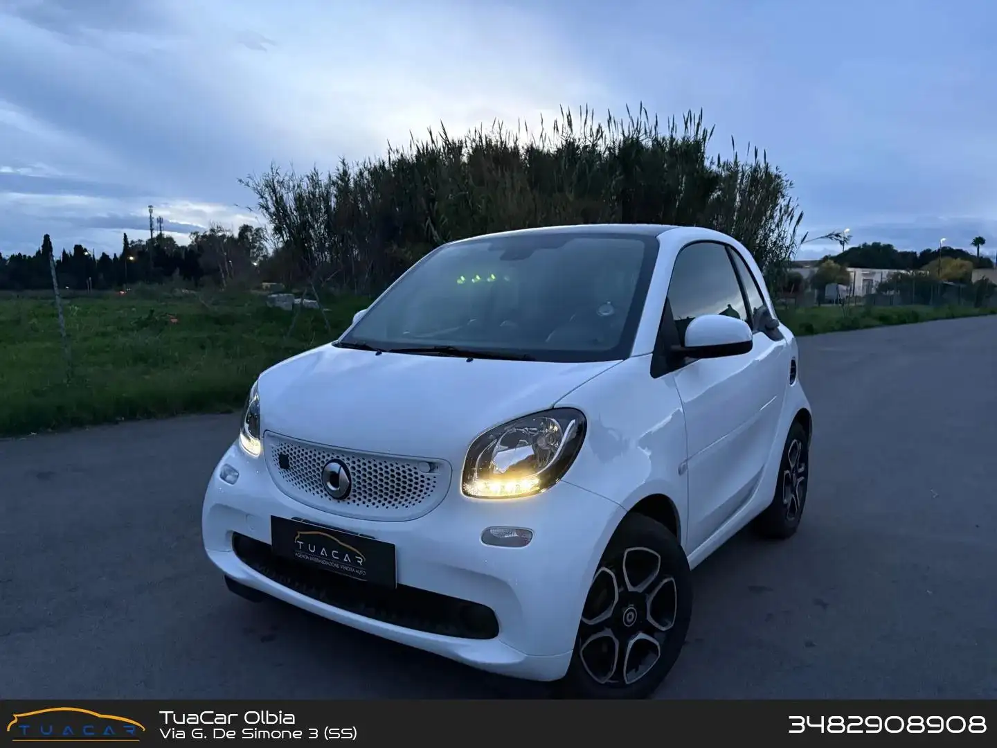 smart forTwo Passion EQ Blanc - 1
