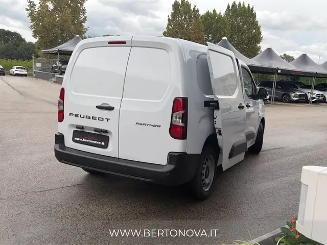 Peugeot Partner view 8