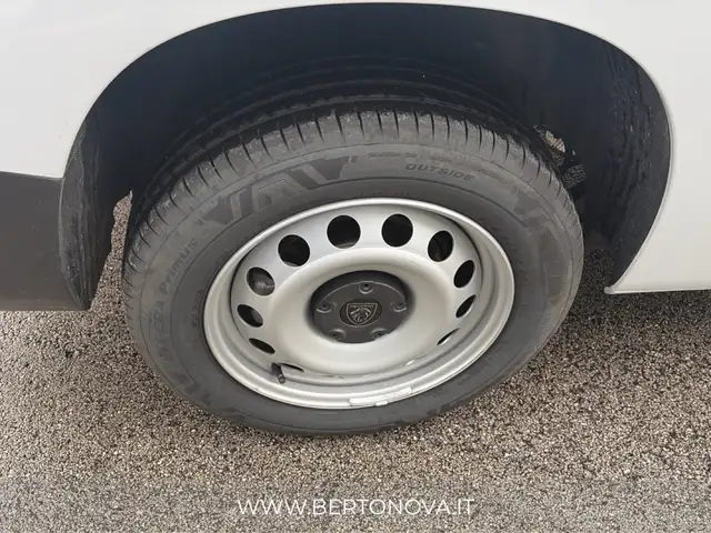 Peugeot Partner view 10