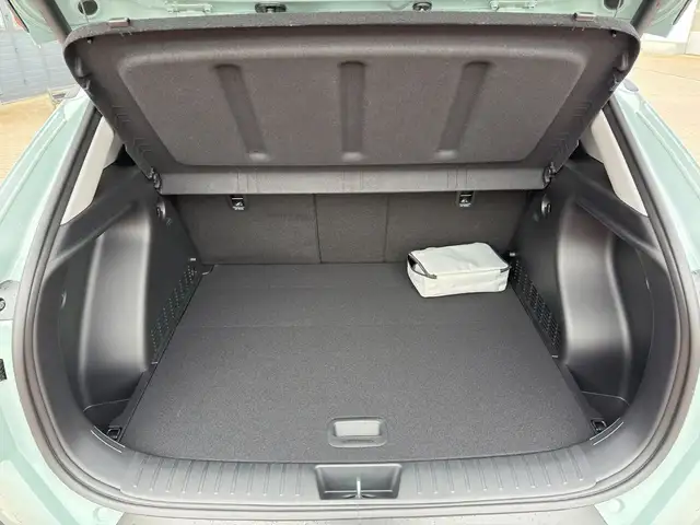Hyundai Kona view 12