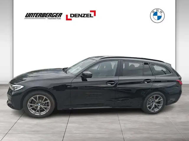 BMW 3 Series view 5