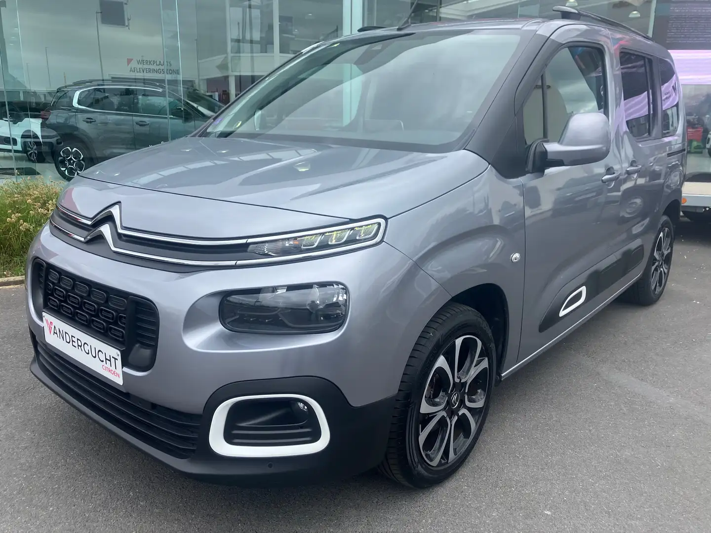 Citroen Berlingo Berlingo 1.2PureTech 110 FEEL Grijs - 1