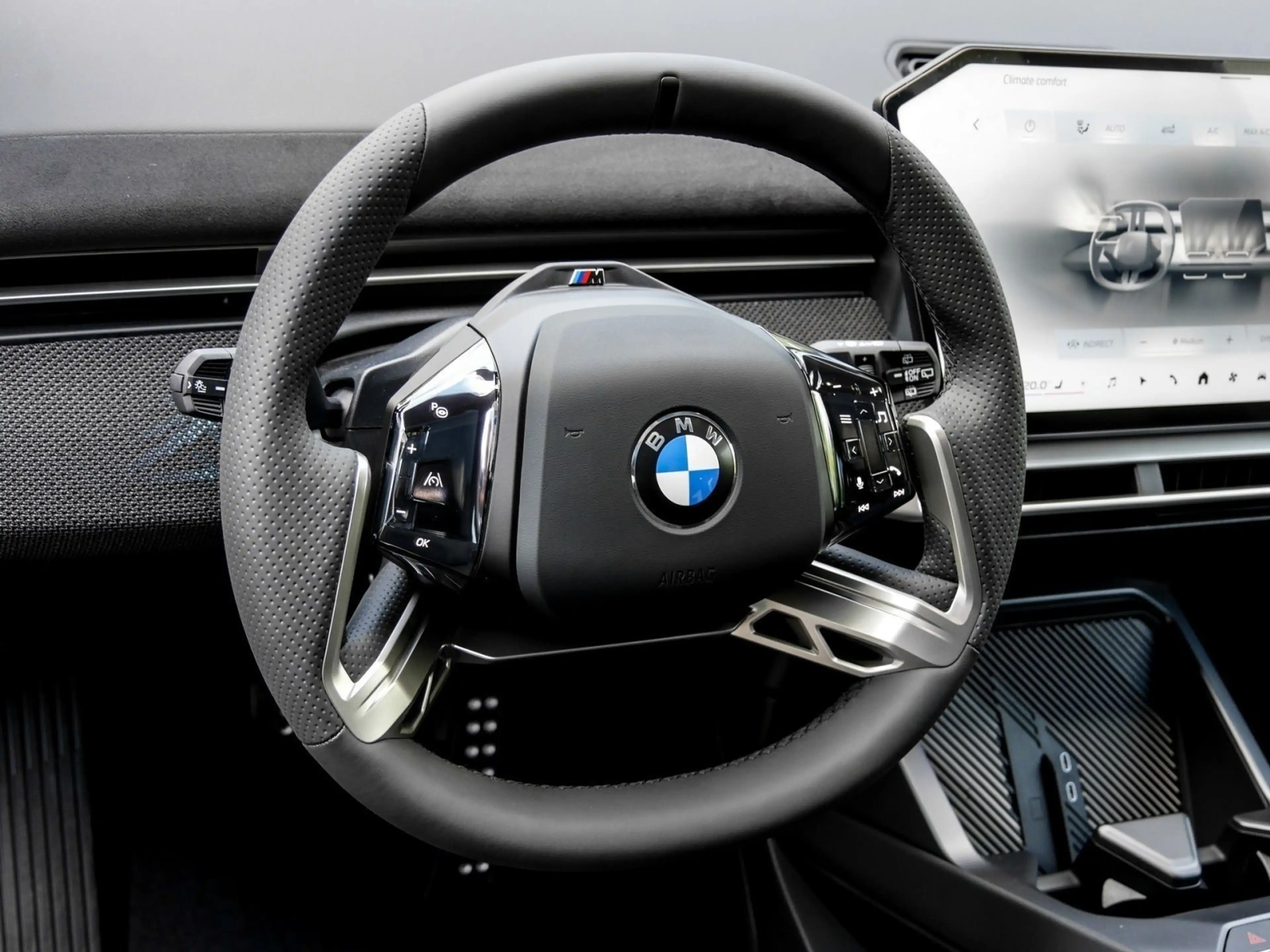 BMW iX3 40 M SPORT PRO+AHK+PANO+DA PLUS+HuD+H/K — photo 10