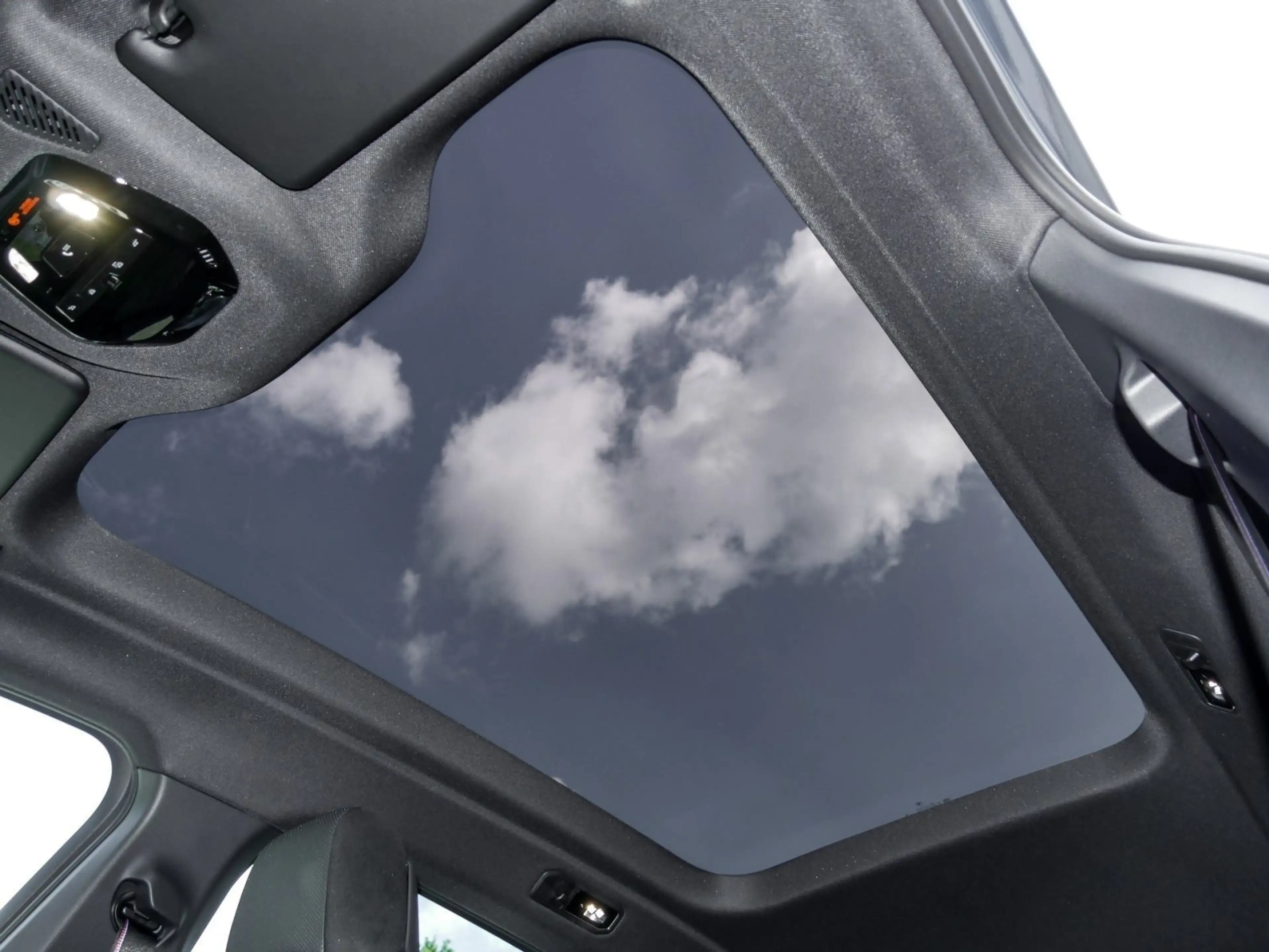 BMW iX3 40 M SPORT PRO+AHK+PANO+DA PLUS+HuD+H/K — photo 12