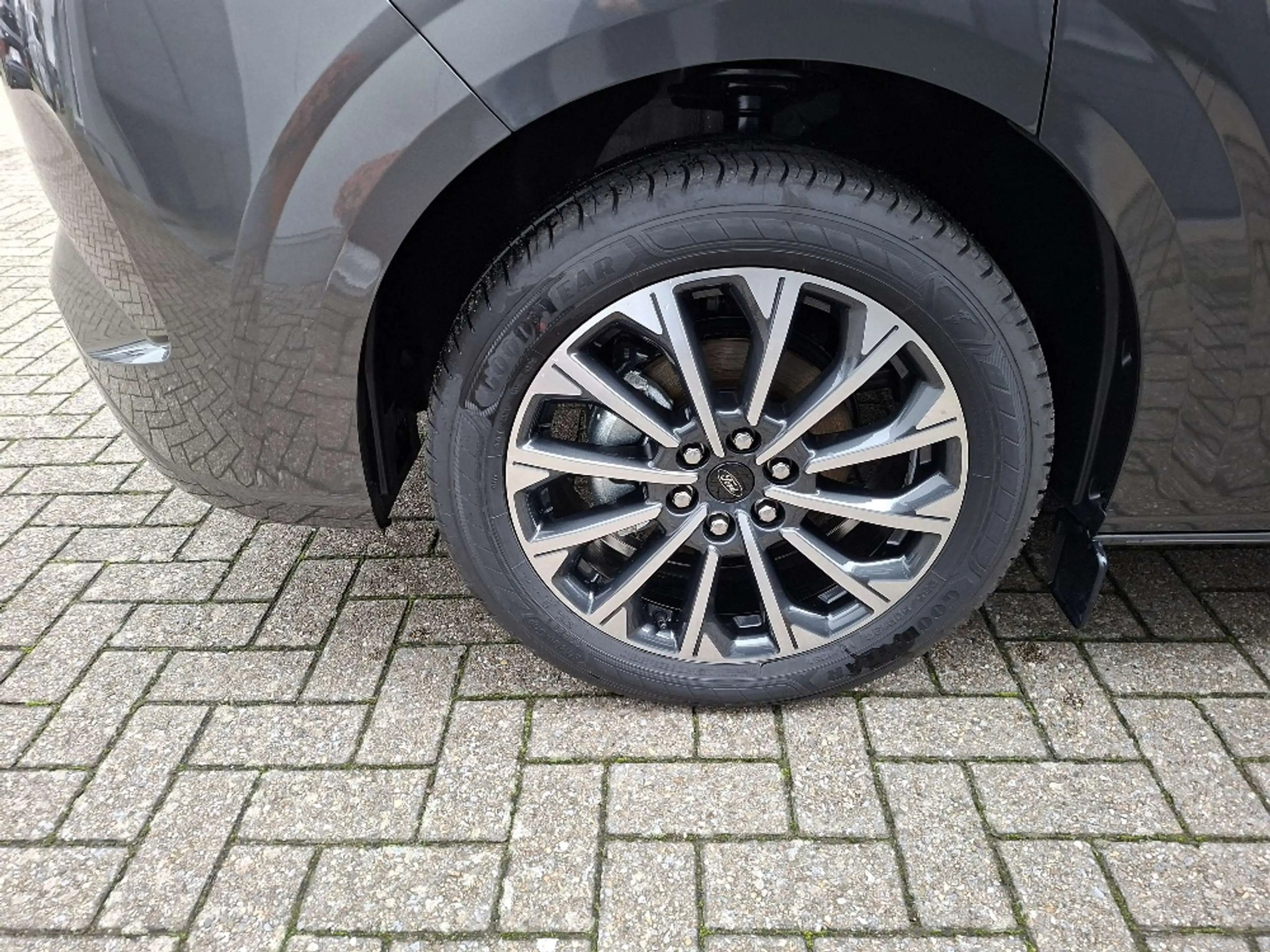 Ford Tourneo Custom L2 en L1 beschikbaar PANO DAK electr schuifdeuren — photo 10