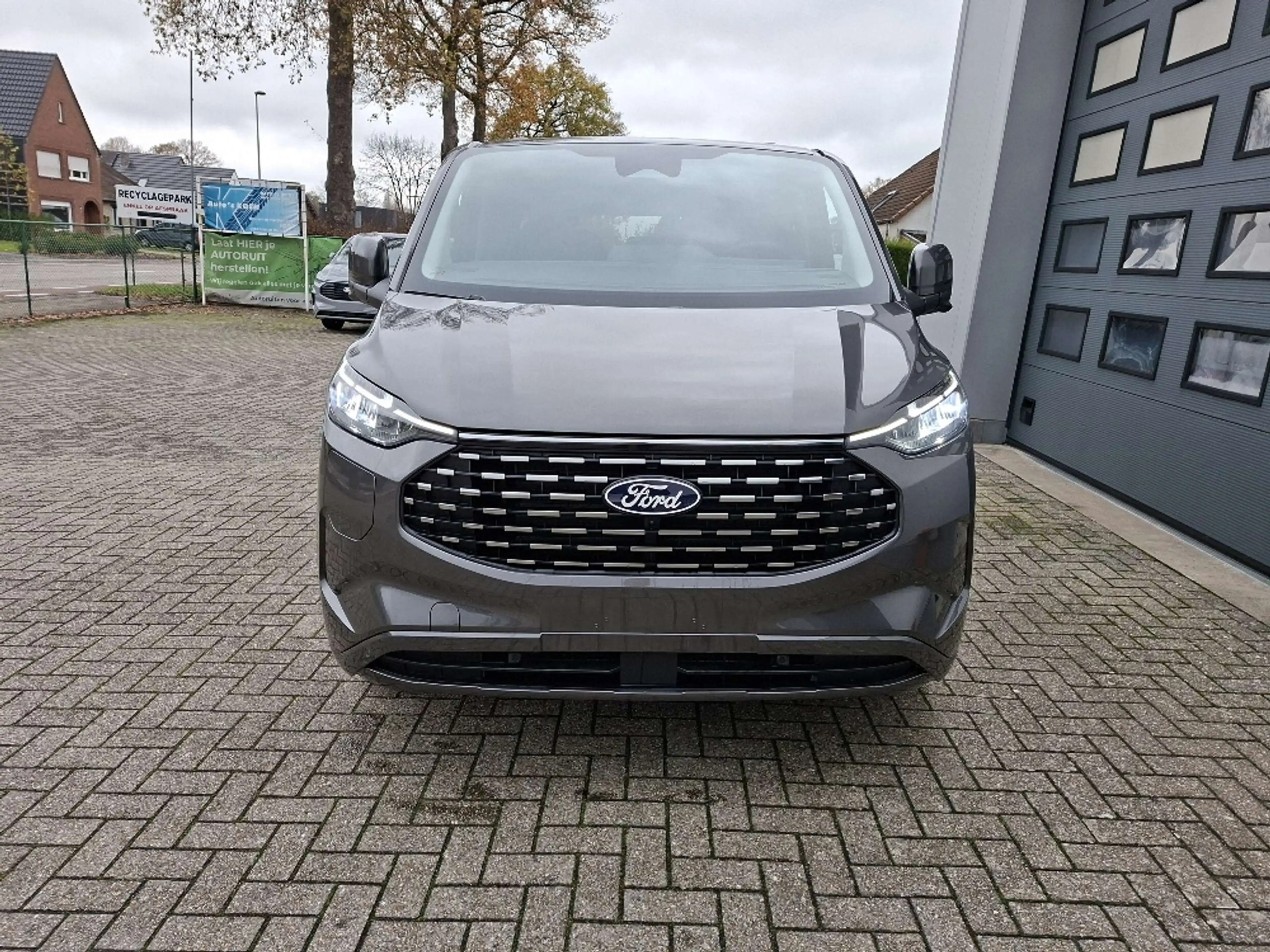 Ford Tourneo Custom L2 en L1 beschikbaar PANO DAK electr schuifdeuren — photo 5