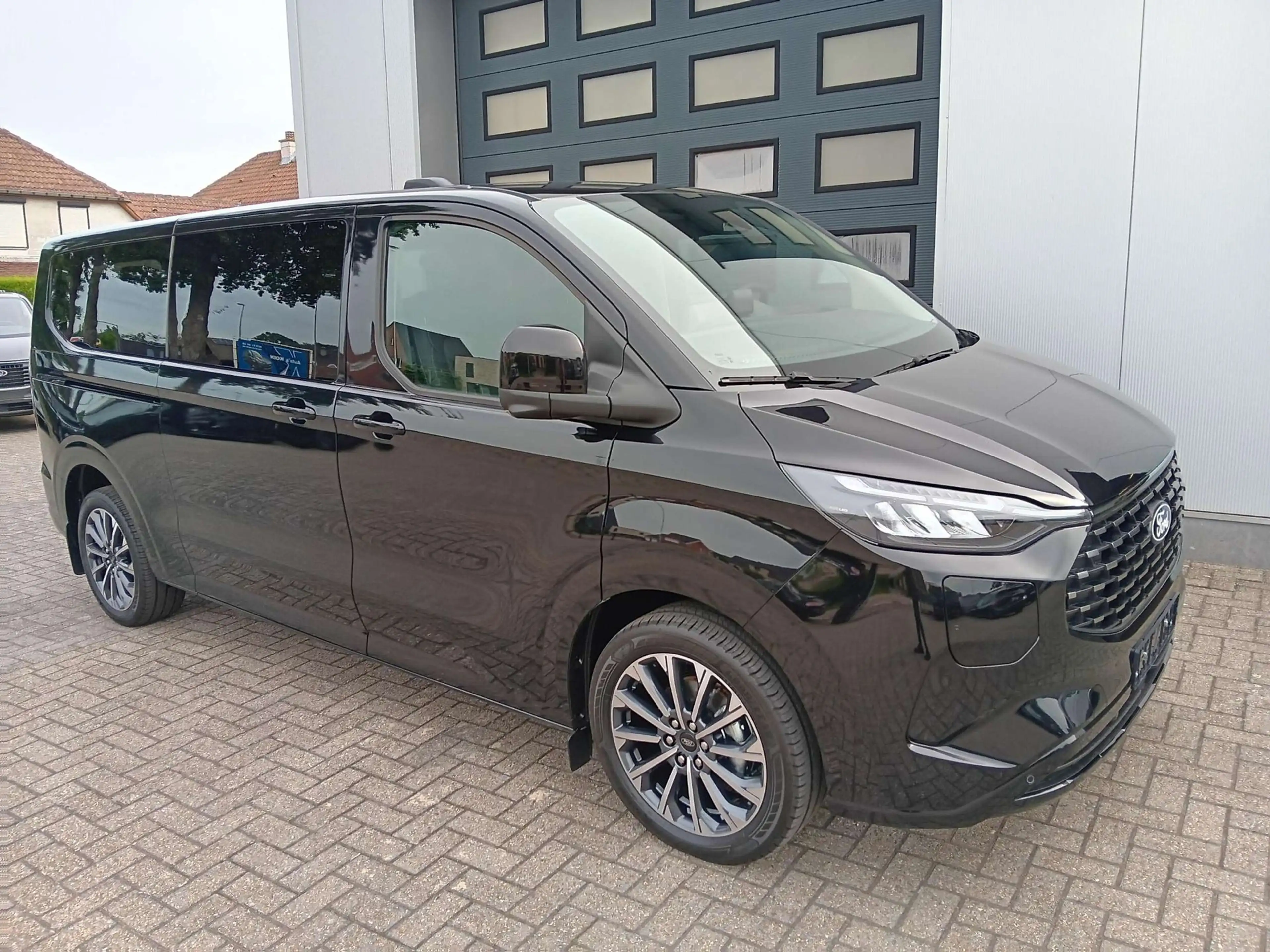 Ford Tourneo Custom L2 en L1 beschikbaar PANO DAK electr schuifdeuren — photo 6