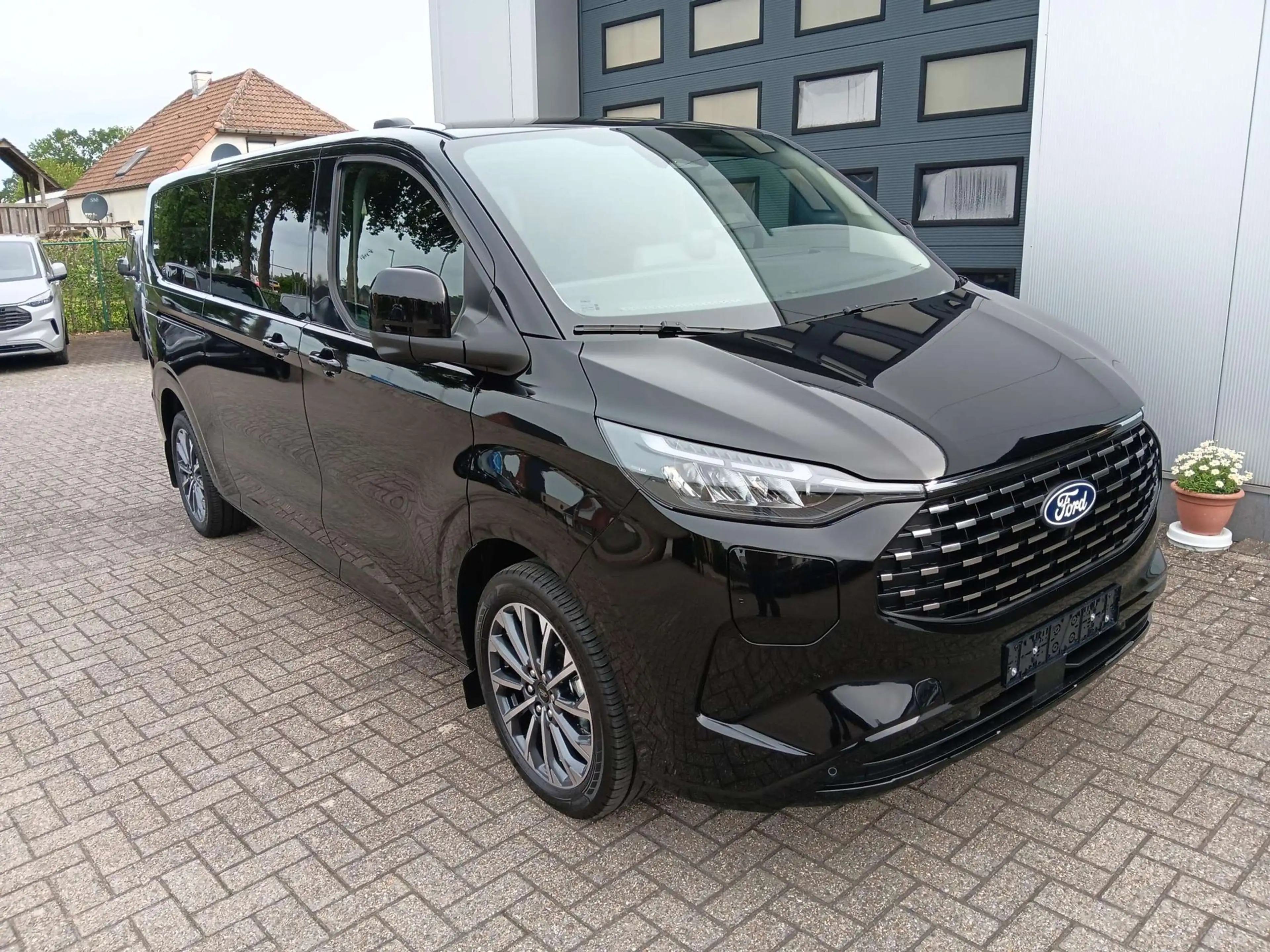 Ford Tourneo Custom L2 en L1 beschikbaar PANO DAK electr schuifdeuren — photo 3