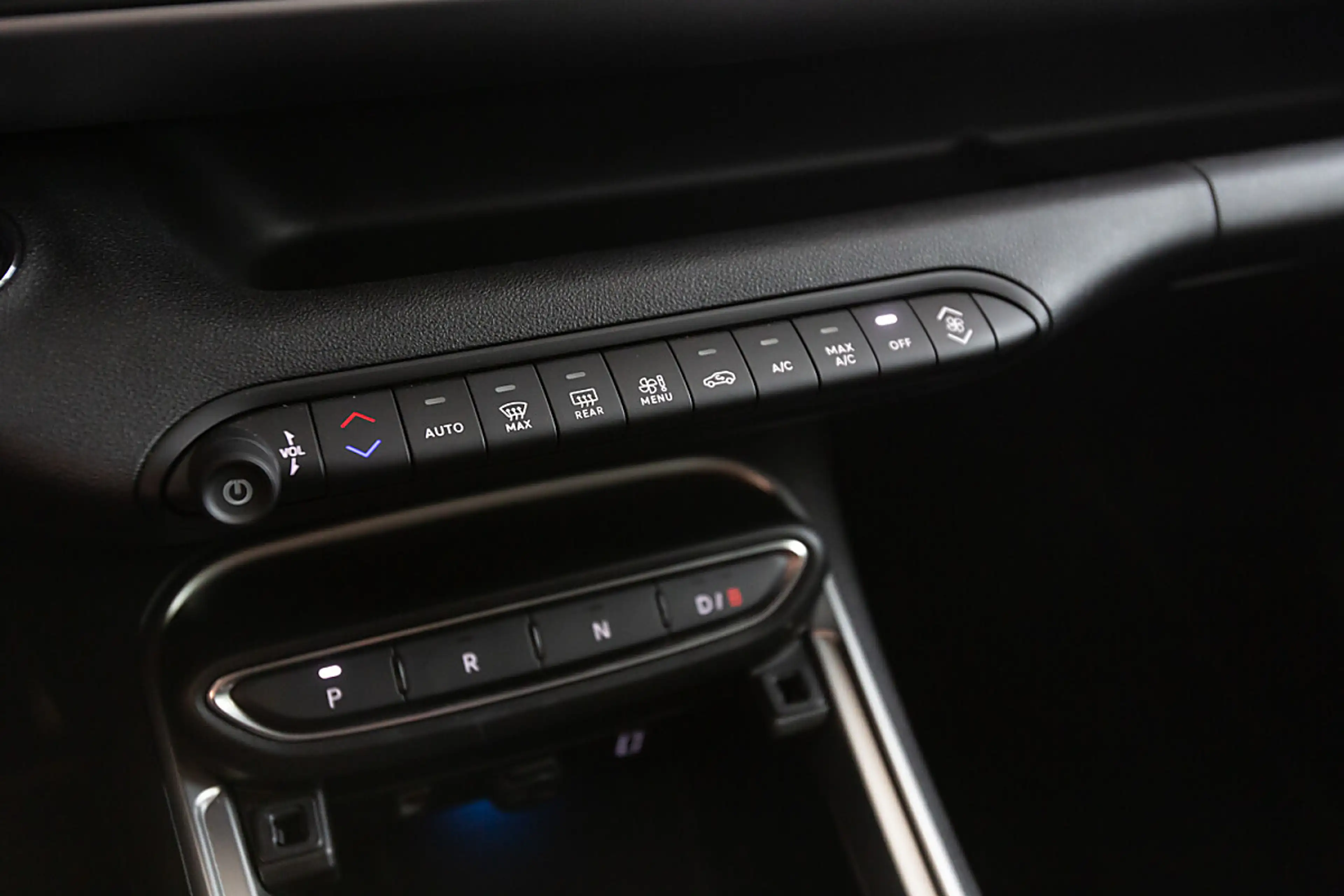Jeep Avenger Elektro Summit — photo 12