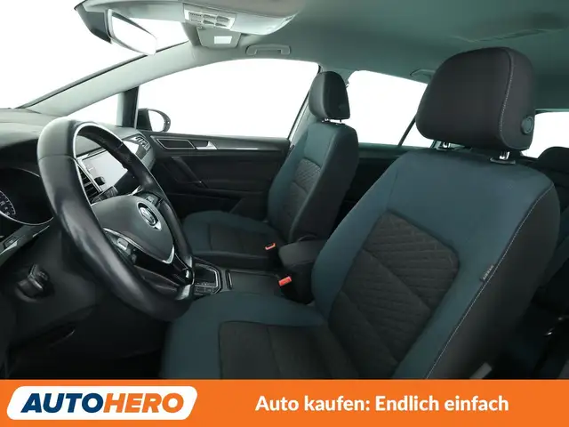 Volkswagen Golf Sportsvan view 10