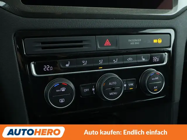 Volkswagen Golf Sportsvan view 24