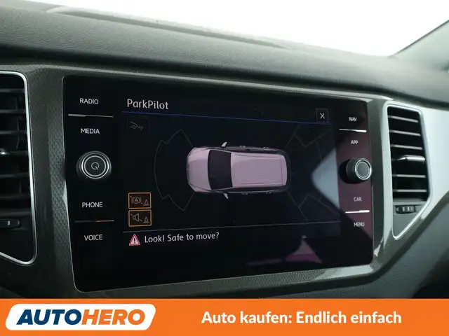 Volkswagen Golf Sportsvan view 23
