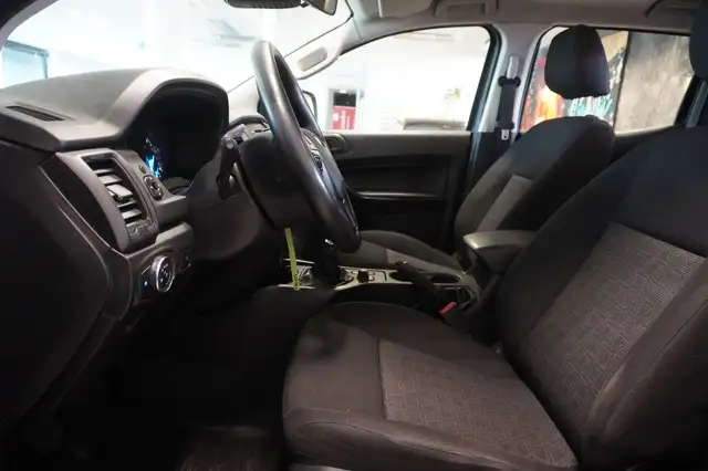 Ford Ranger view 8