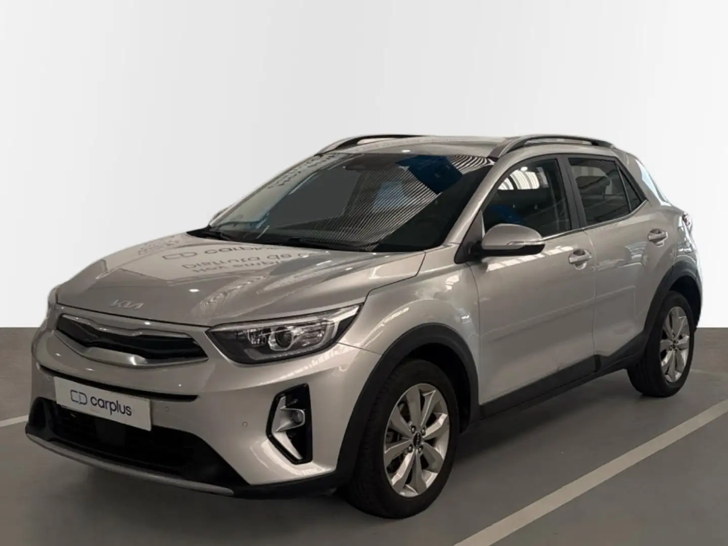 Kia Stonic 1.2 DPi Concept Plus Plateado - 1