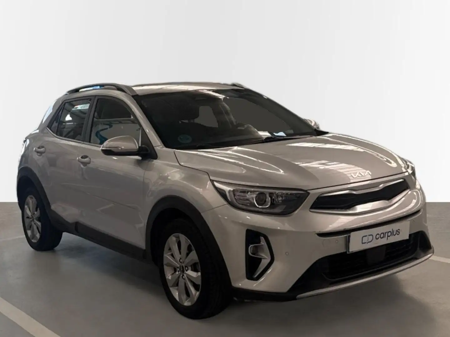Kia Stonic 1.2 DPi Concept Plus Plateado - 2
