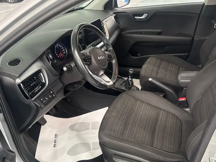 Kia Stonic 1.2 DPi Concept 2022, foto 11