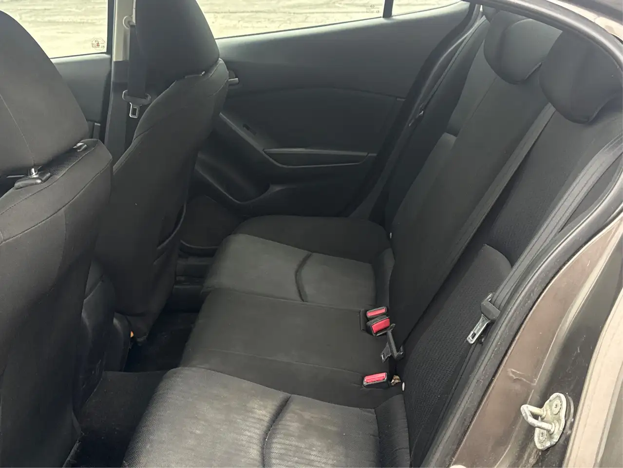 Mazda 3 снимка Mazda 3