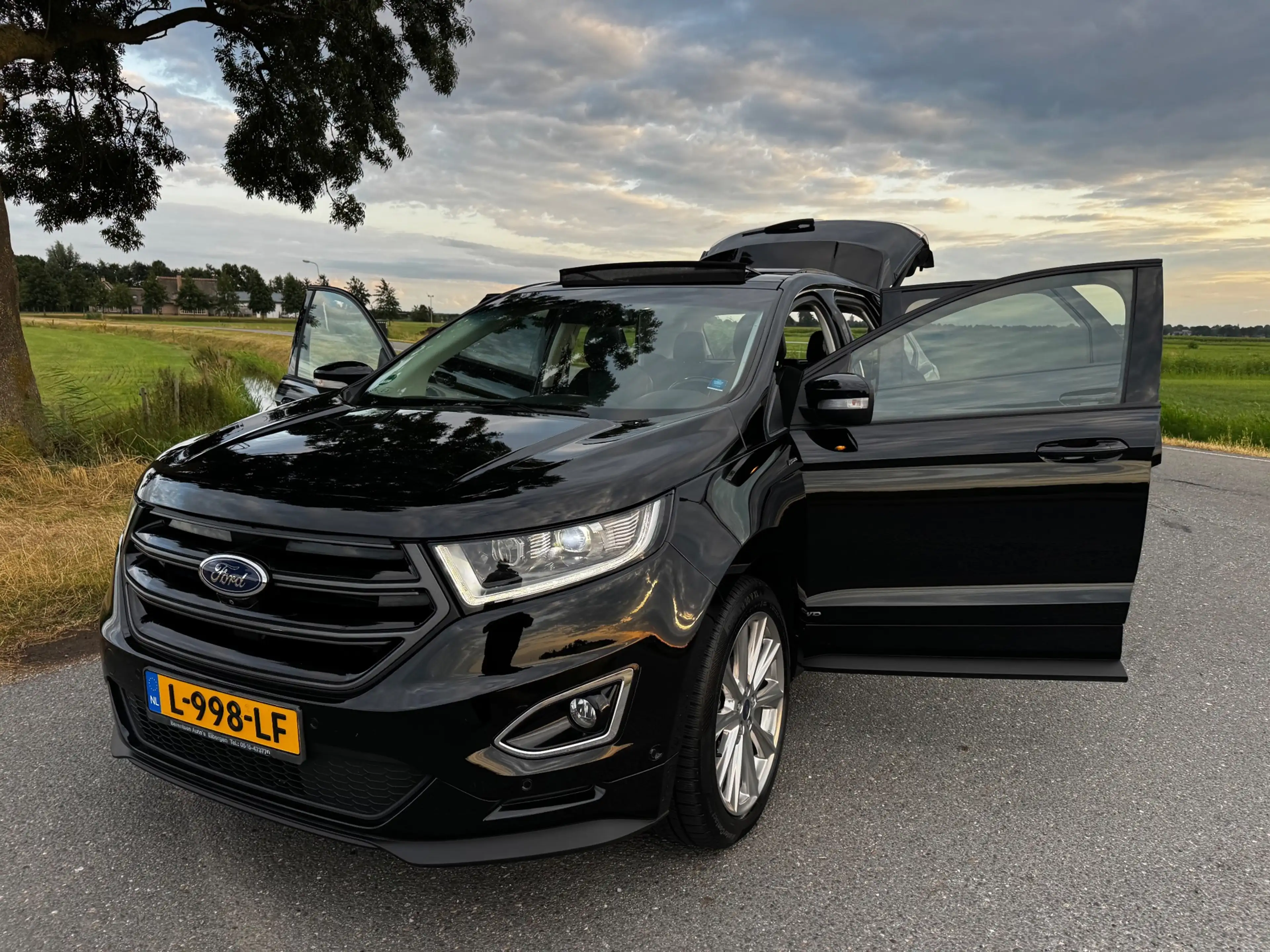 Ford Edge 2.0 TDCI Vignale — photo 44