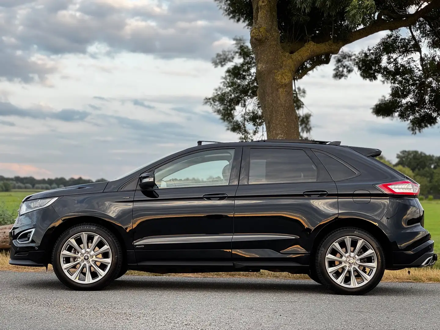 Ford Edge 2.0 TDCI Vignale|AUT|PANO|XENON|NAVI|HALFLEDER|TRE Zwart - 2